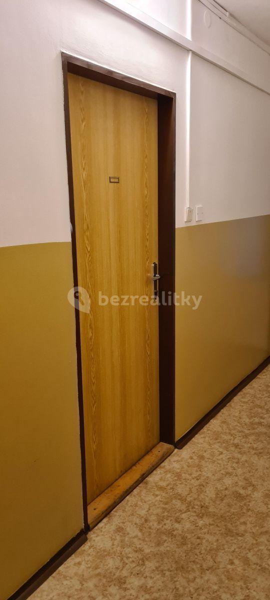 Studio flat to rent, 30 m², Ohradní, Prague, Prague