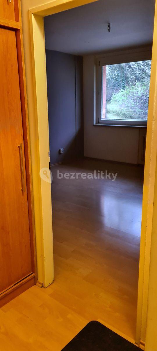 Studio flat to rent, 30 m², Ohradní, Prague, Prague