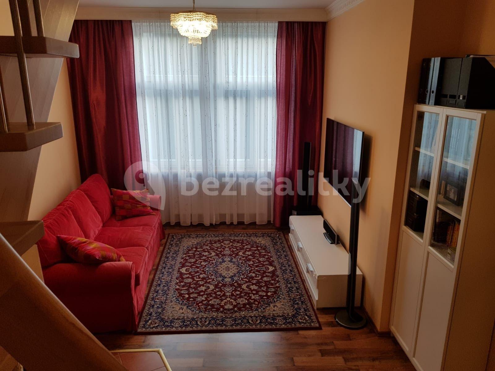 3 bedroom flat for sale, 85 m², Moravská, Karlovy Vary, Karlovarský Region