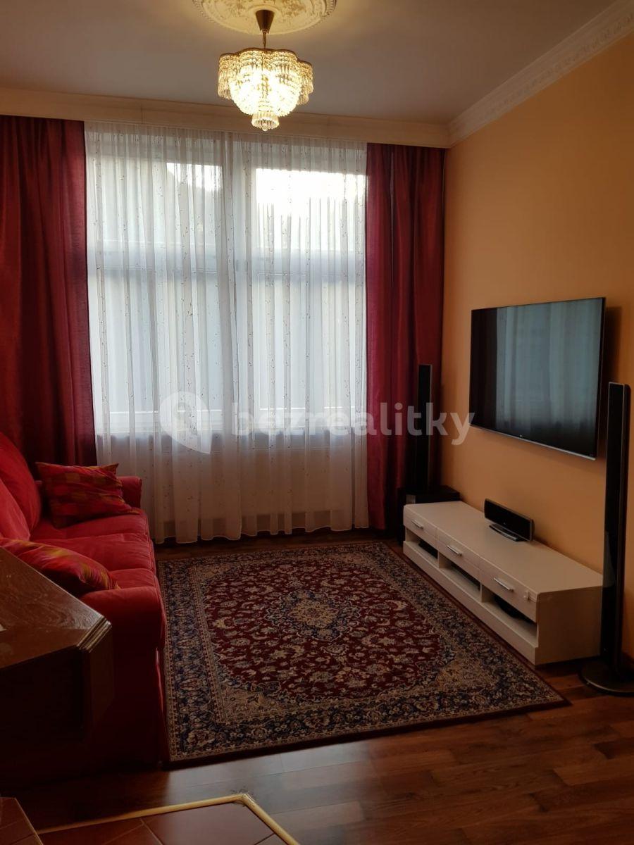 3 bedroom flat for sale, 85 m², Moravská, Karlovy Vary, Karlovarský Region