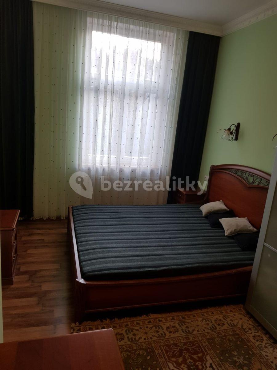 3 bedroom flat for sale, 85 m², Moravská, Karlovy Vary, Karlovarský Region