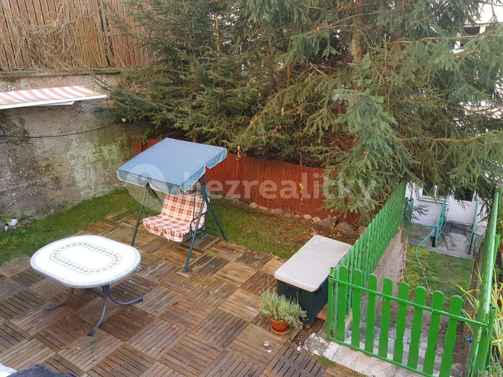 3 bedroom flat for sale, 85 m², Moravská, Karlovy Vary, Karlovarský Region