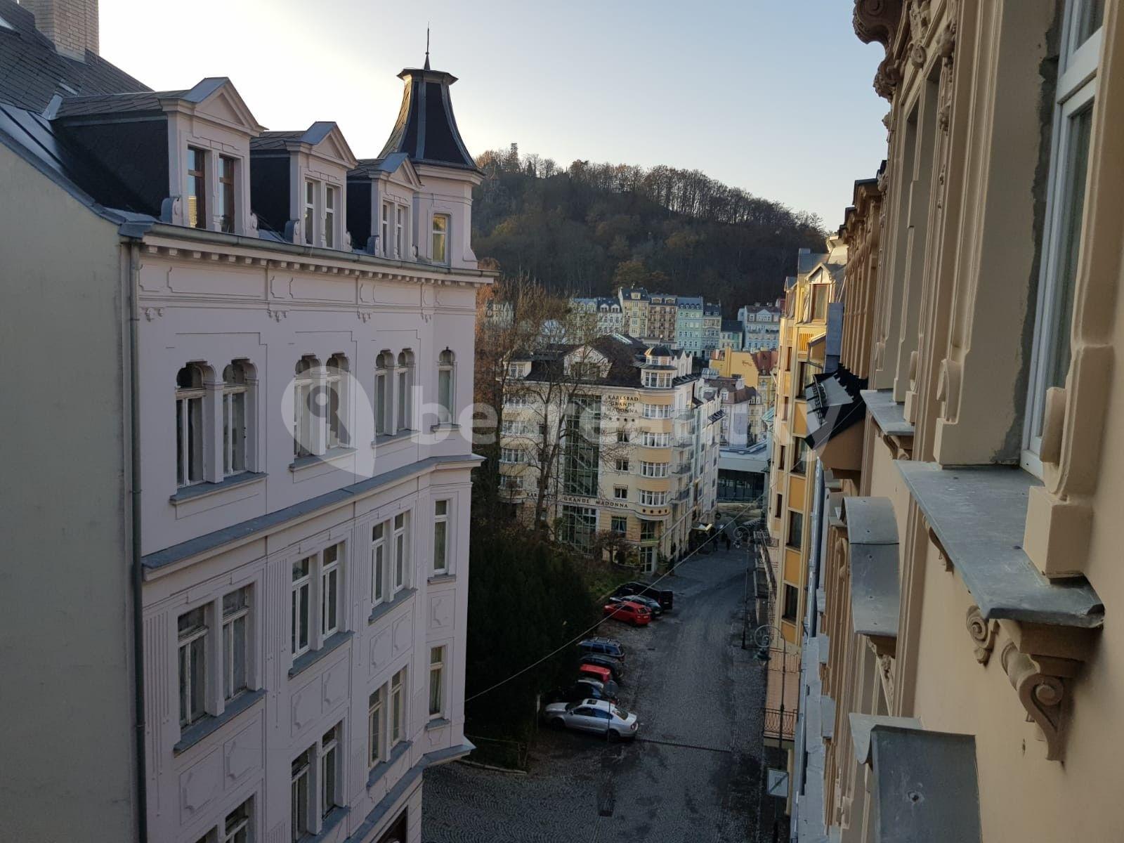 3 bedroom flat for sale, 85 m², Moravská, Karlovy Vary, Karlovarský Region