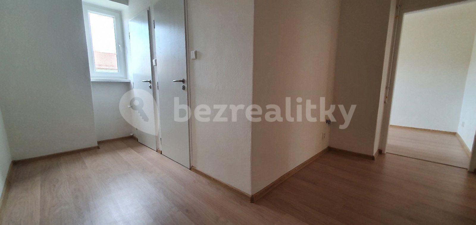 2 bedroom flat to rent, 54 m², Hlavní třída, Havířov, Moravskoslezský Region