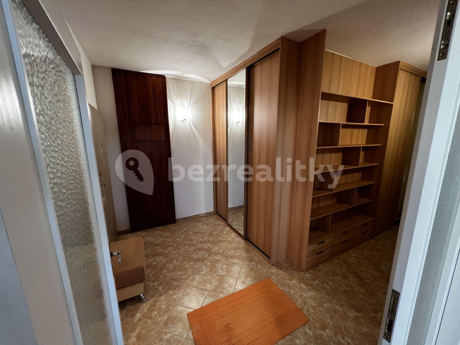 Studio flat to rent, 65 m², Žlutá, Brno, Jihomoravský Region