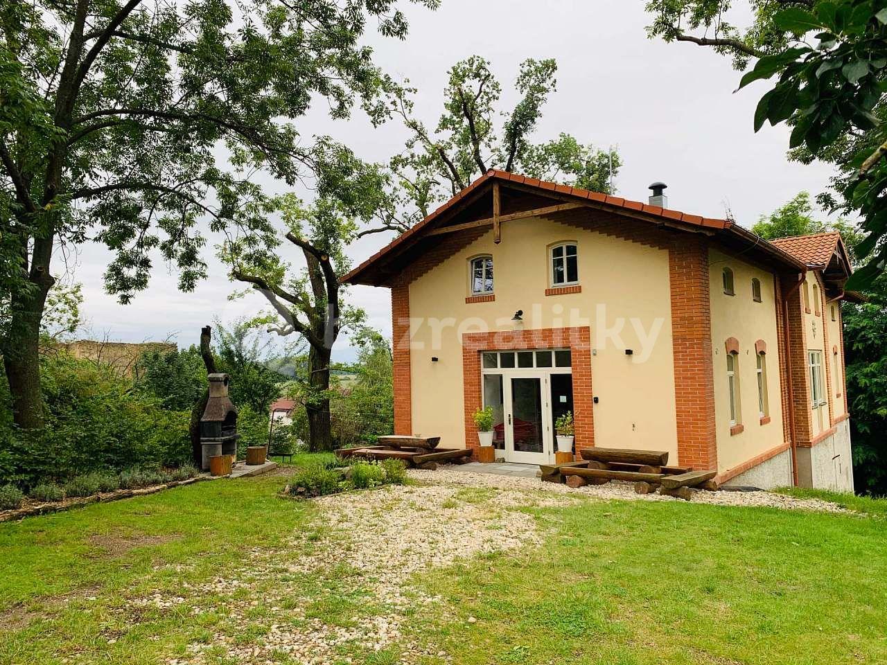 recreational property to rent, 0 m², Žerotice, Jihomoravský Region