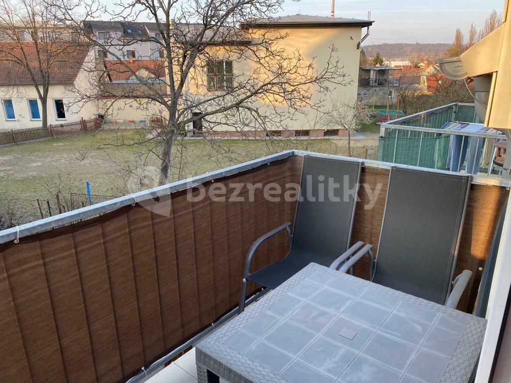 1 bedroom with open-plan kitchen flat to rent, 44 m², Valchařská, Brno, Jihomoravský Region