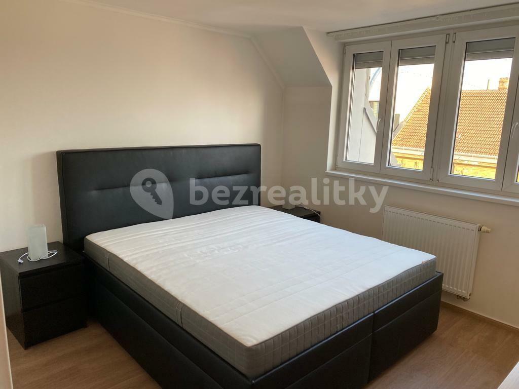 1 bedroom with open-plan kitchen flat to rent, 44 m², Valchařská, Brno, Jihomoravský Region