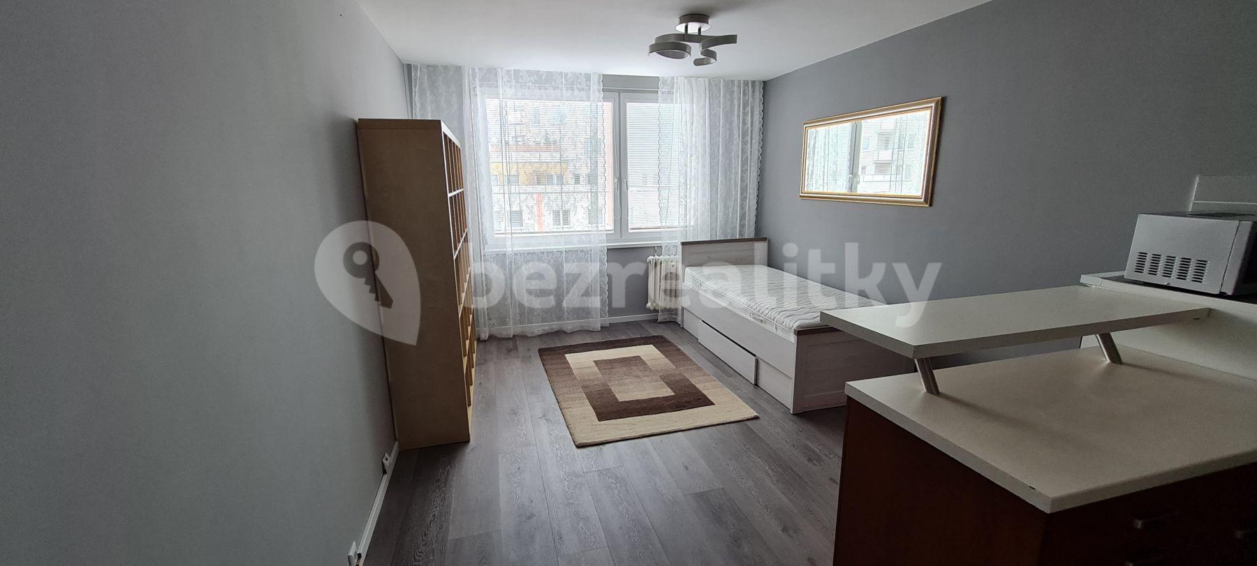 Studio flat to rent, 29 m², Semická, Prague, Prague