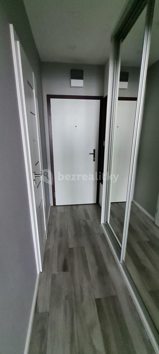 Studio flat to rent, 29 m², Semická, Prague, Prague