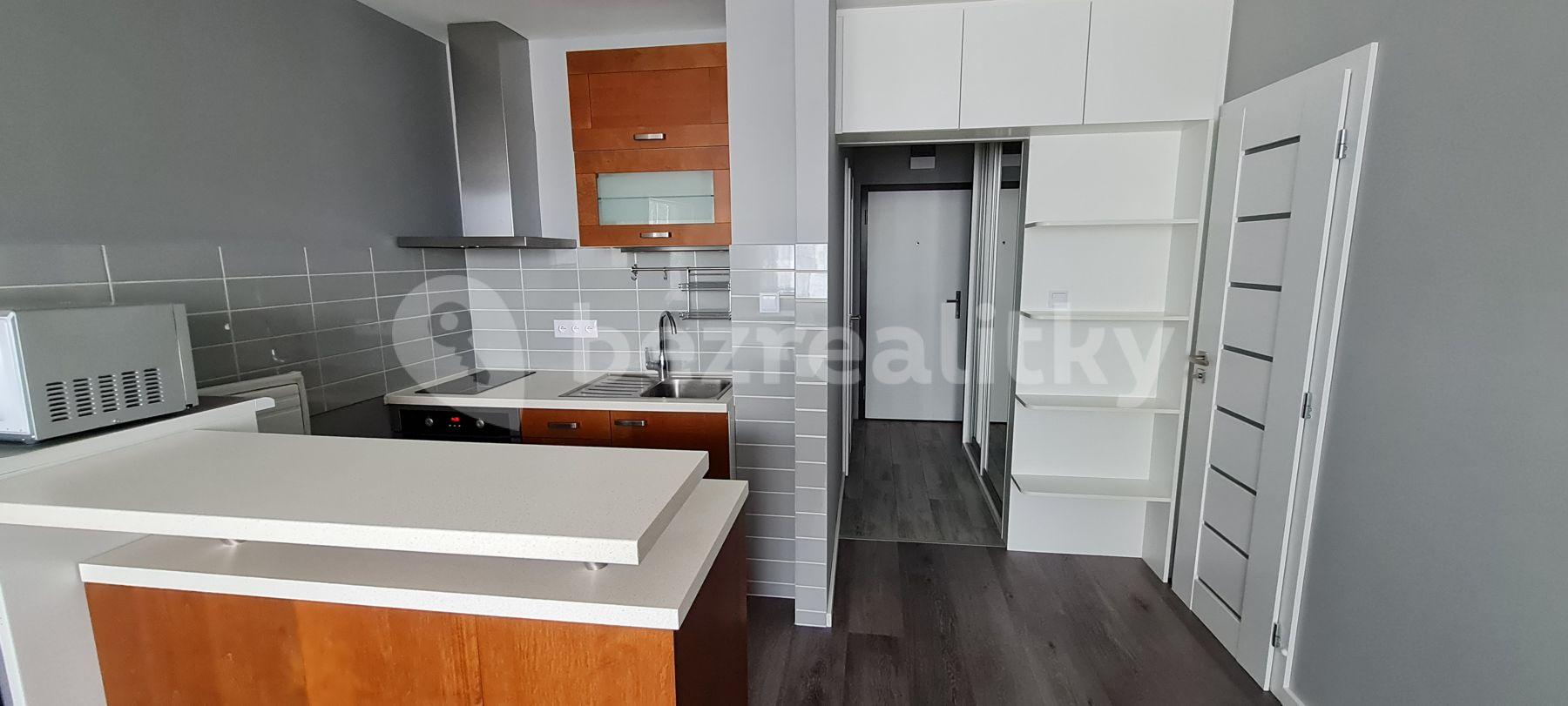 Studio flat to rent, 29 m², Semická, Prague, Prague