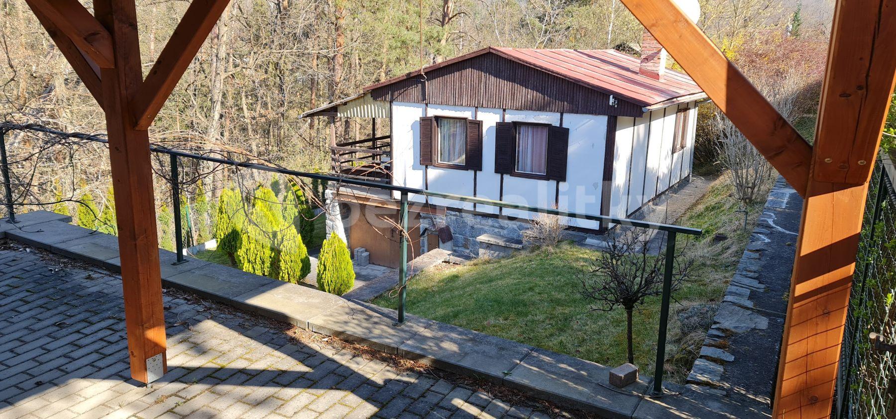 recreational property for sale, 402 m², Slapy, Středočeský Region