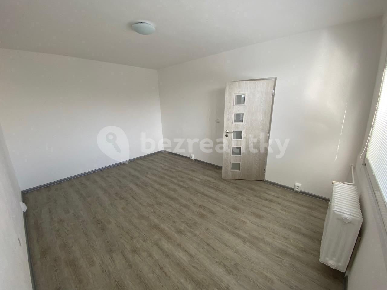 1 bedroom with open-plan kitchen flat to rent, 36 m², Sadová, Nový Bor, Liberecký Region