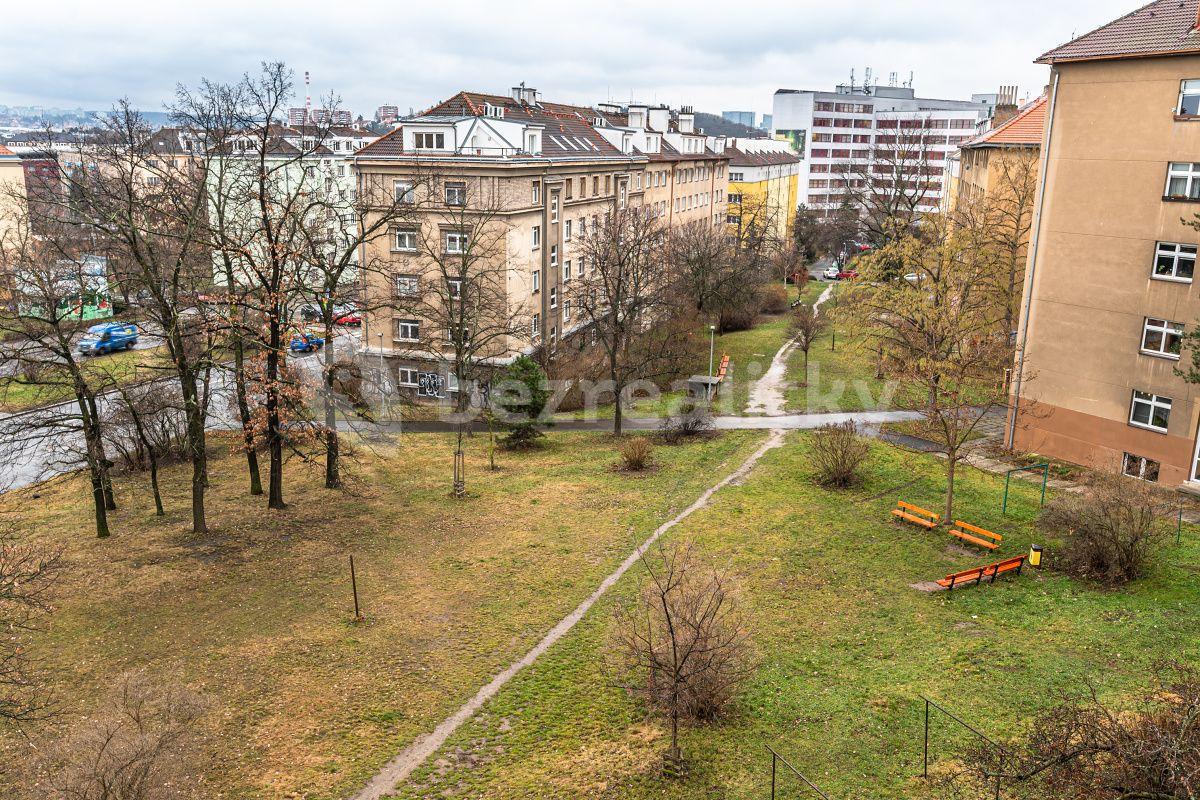 Studio flat to rent, 32 m², 28. pluku, Prague, Prague