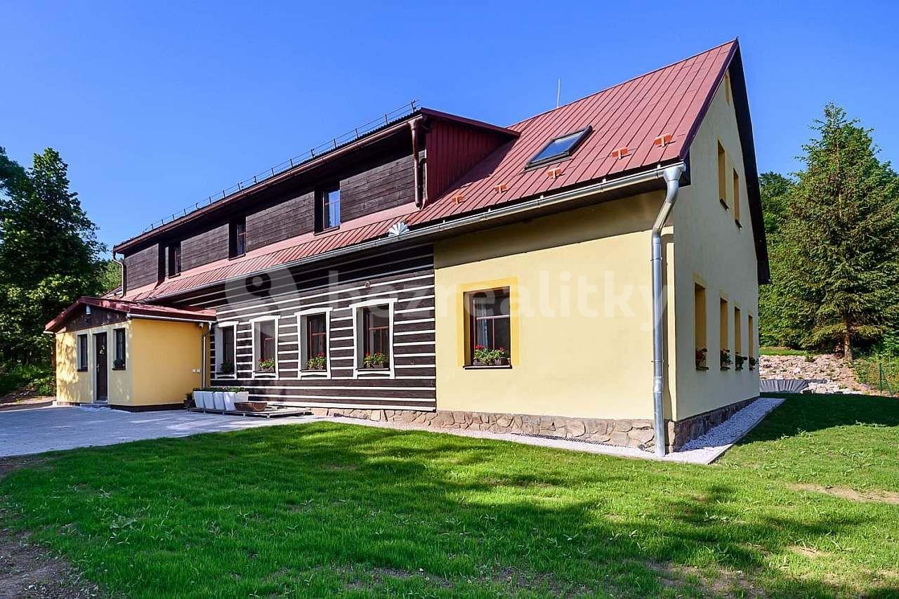 recreational property to rent, 0 m², Bernartice, Královéhradecký Region