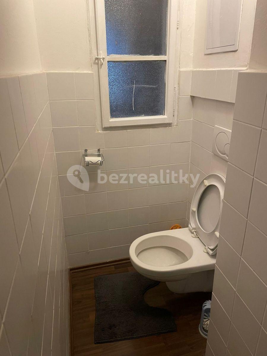 2 bedroom flat to rent, 78 m², Jirečkova, Prague, Prague