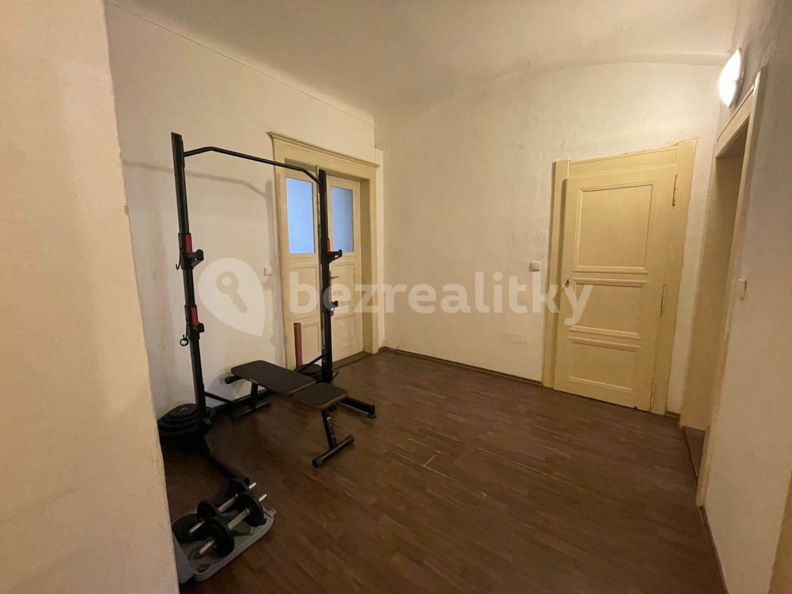 2 bedroom flat to rent, 78 m², Jirečkova, Prague, Prague