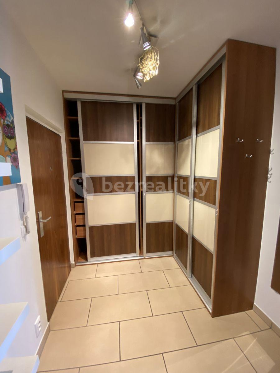 Studio flat to rent, 54 m², Litoměřická, Prague, Prague