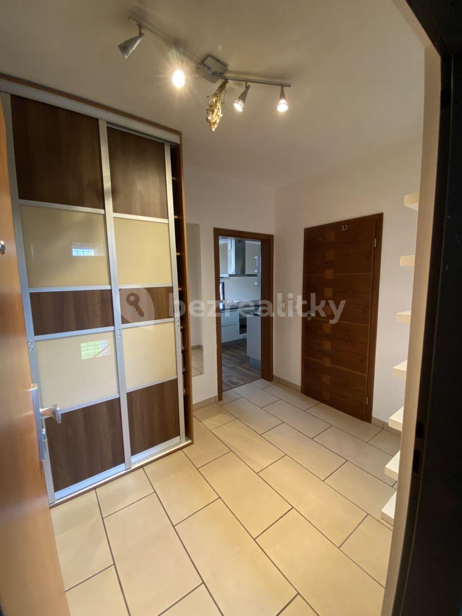 Studio flat to rent, 54 m², Litoměřická, Prague, Prague