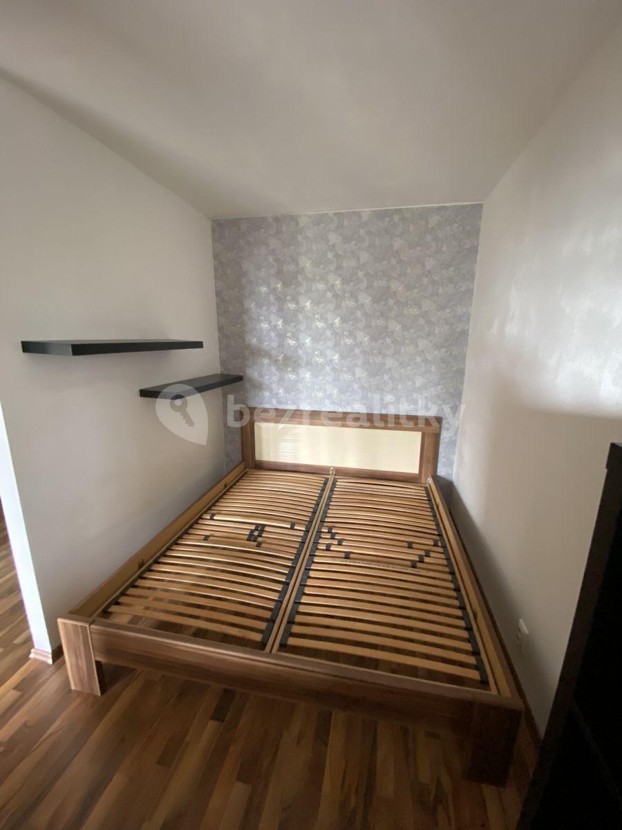 Studio flat to rent, 54 m², Litoměřická, Prague, Prague