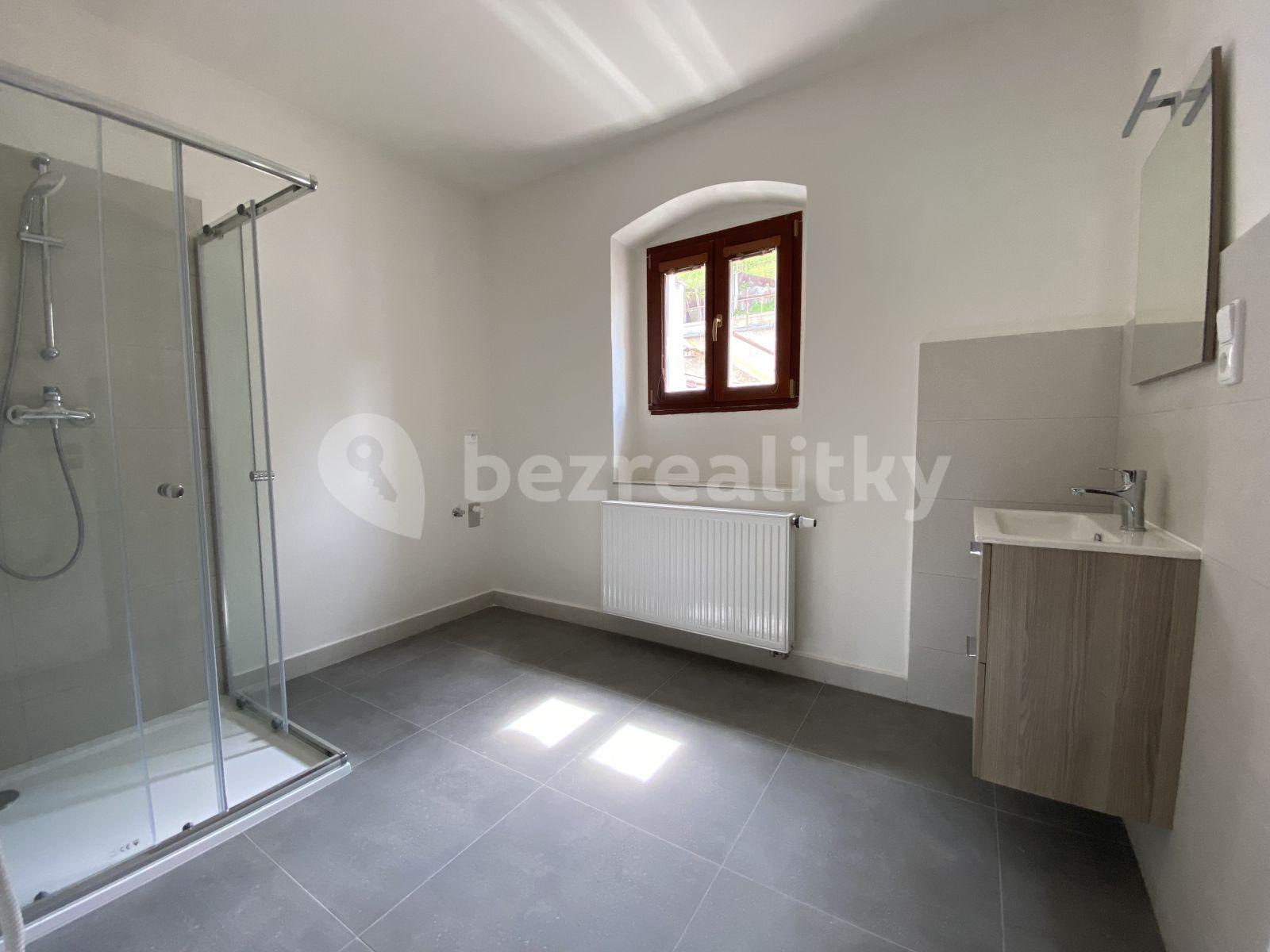 1 bedroom with open-plan kitchen flat to rent, 48 m², Havlíčkova, Roudnice nad Labem, Ústecký Region