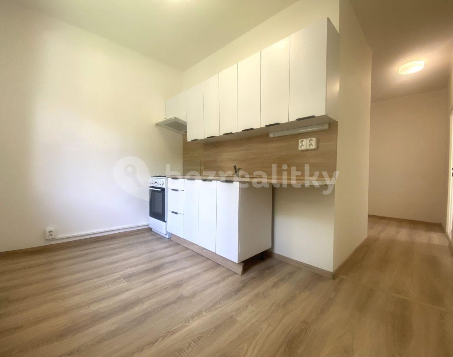 3 bedroom flat to rent, 72 m², Cihelní, Karviná, Moravskoslezský Region