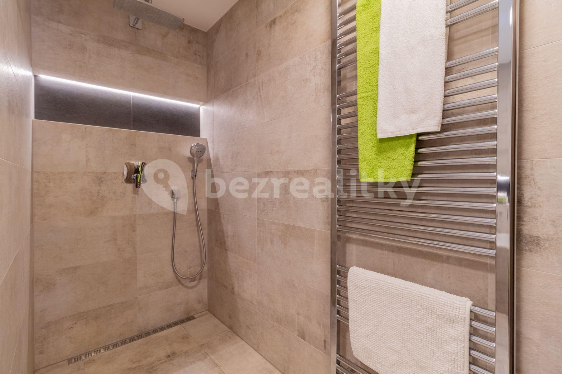 2 bedroom flat for sale, 77 m², Čéčova, České Budějovice, Jihočeský Region