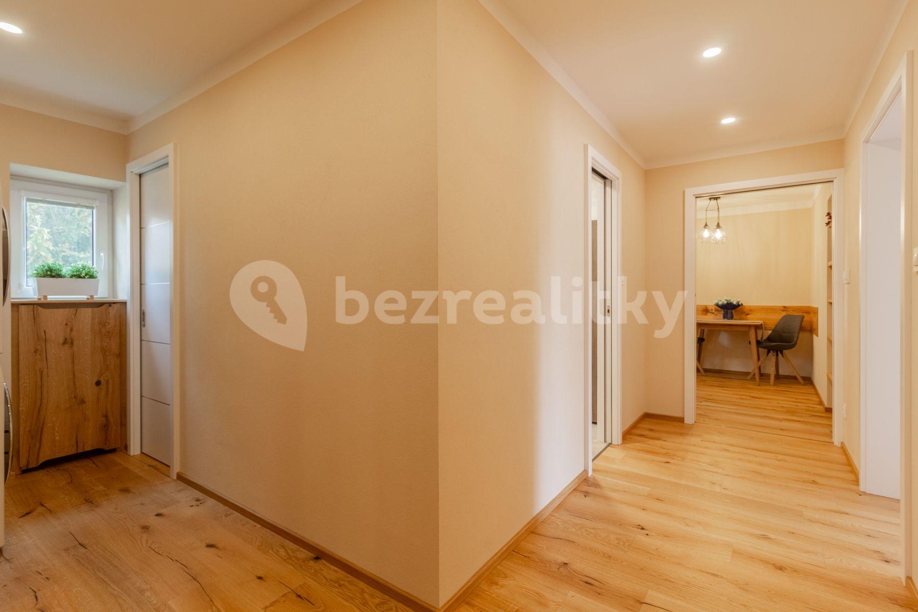 2 bedroom flat for sale, 77 m², Čéčova, České Budějovice, Jihočeský Region