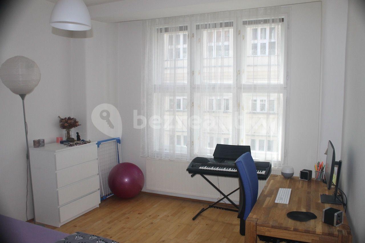 1 bedroom with open-plan kitchen flat to rent, 58 m², Jilemnického, Prague, Prague