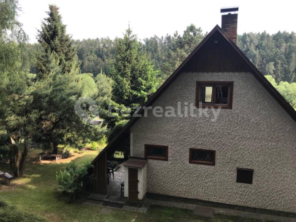 recreational property to rent, 0 m², Dobronice u Bechyně, Jihočeský Region