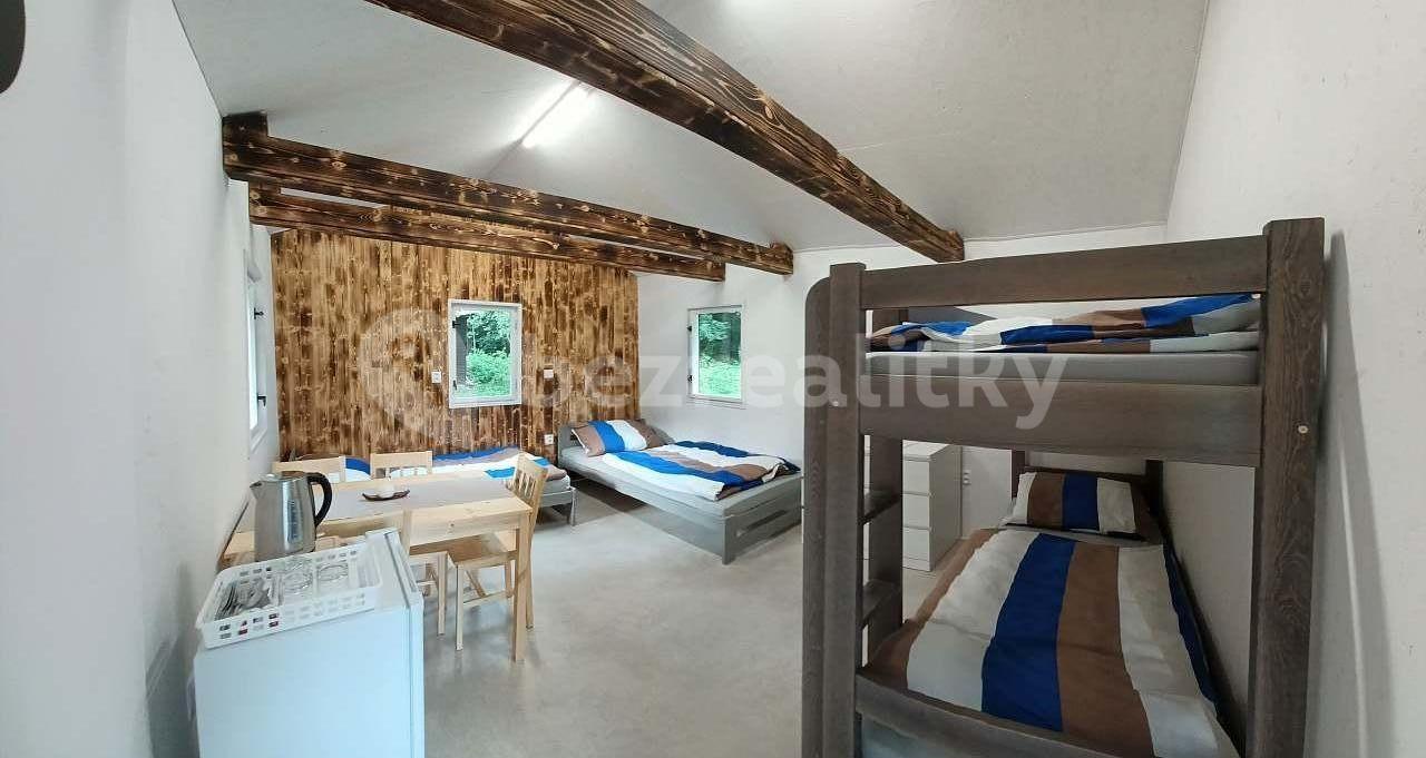 recreational property to rent, 0 m², Prostřední Bečva, Zlínský Region