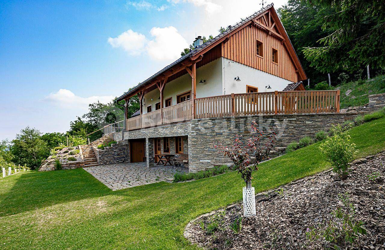 recreational property to rent, 0 m², Vápenice, Zlínský Region