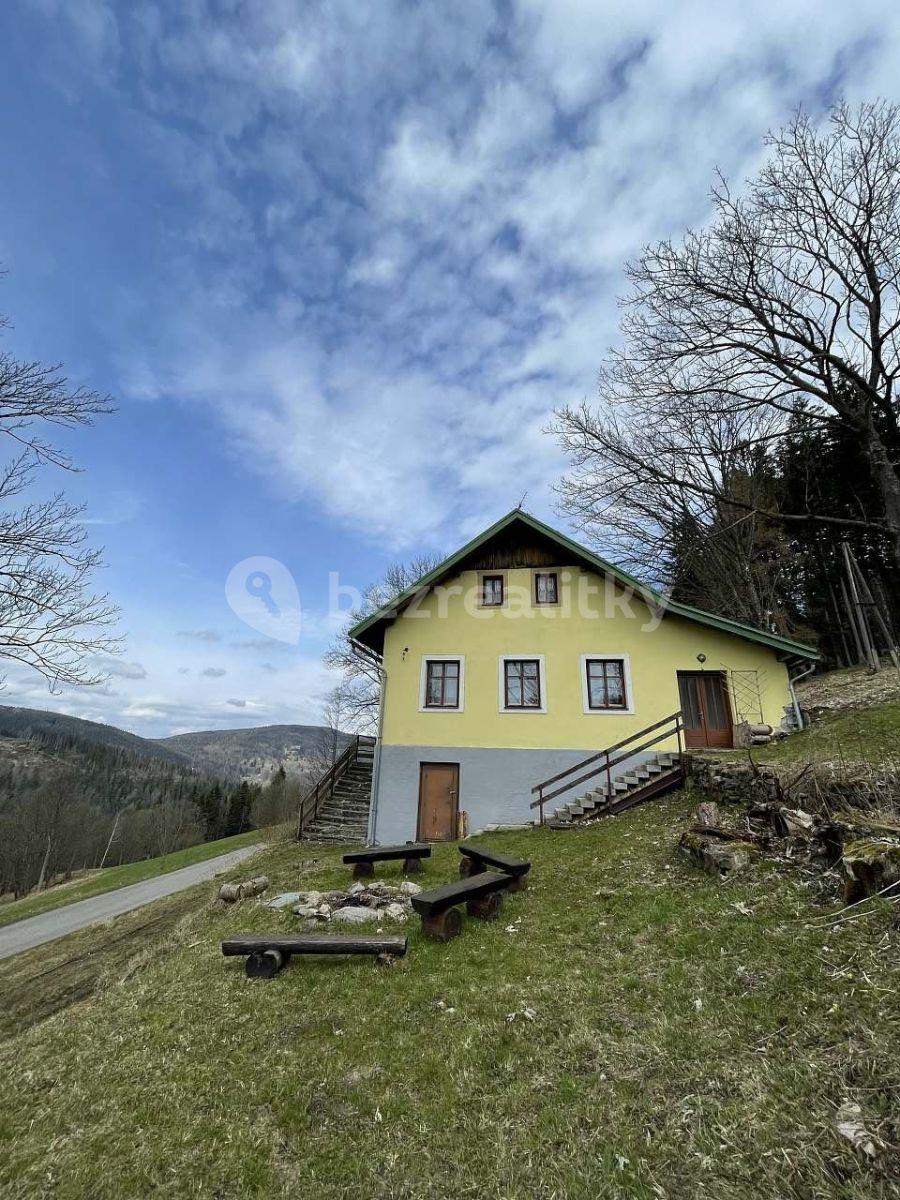 recreational property to rent, 0 m², Strážné, Královéhradecký Region