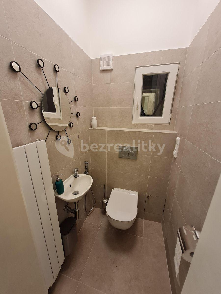 2 bedroom flat to rent, 91 m², Na Zderaze, Prague, Prague