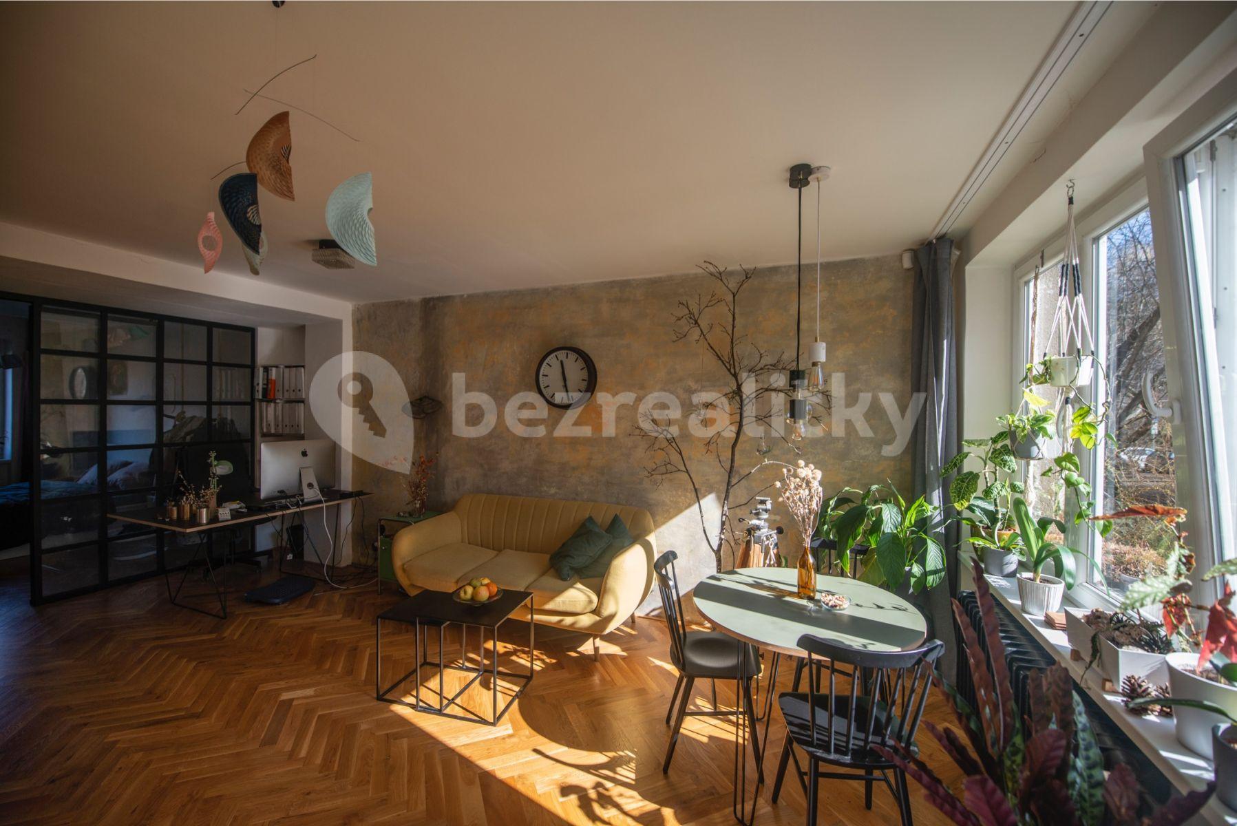 1 bedroom with open-plan kitchen flat to rent, 53 m², Patočkova, Prague, Prague