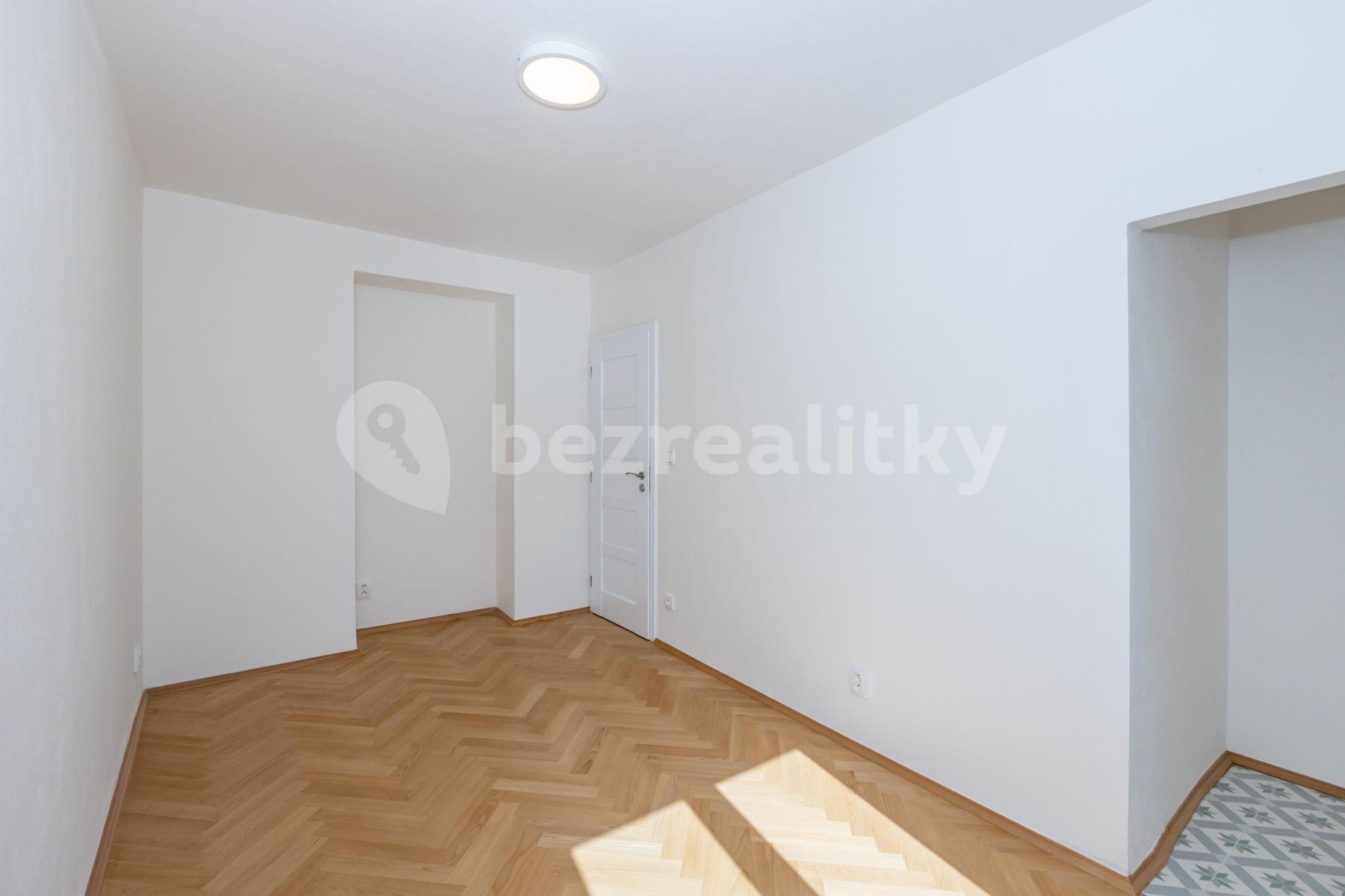 2 bedroom with open-plan kitchen flat to rent, 65 m², Dukelská, Odolena Voda, Středočeský Region