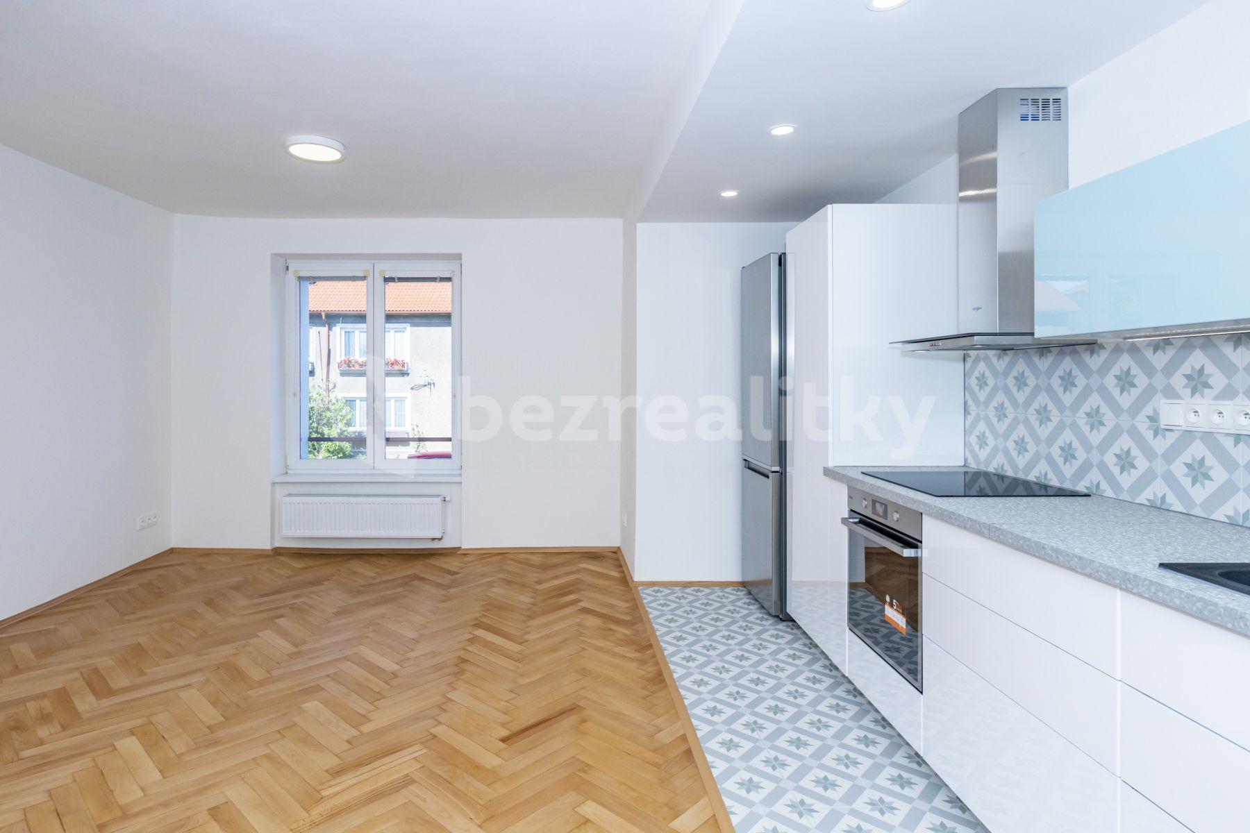 2 bedroom with open-plan kitchen flat to rent, 65 m², Dukelská, Odolena Voda, Středočeský Region