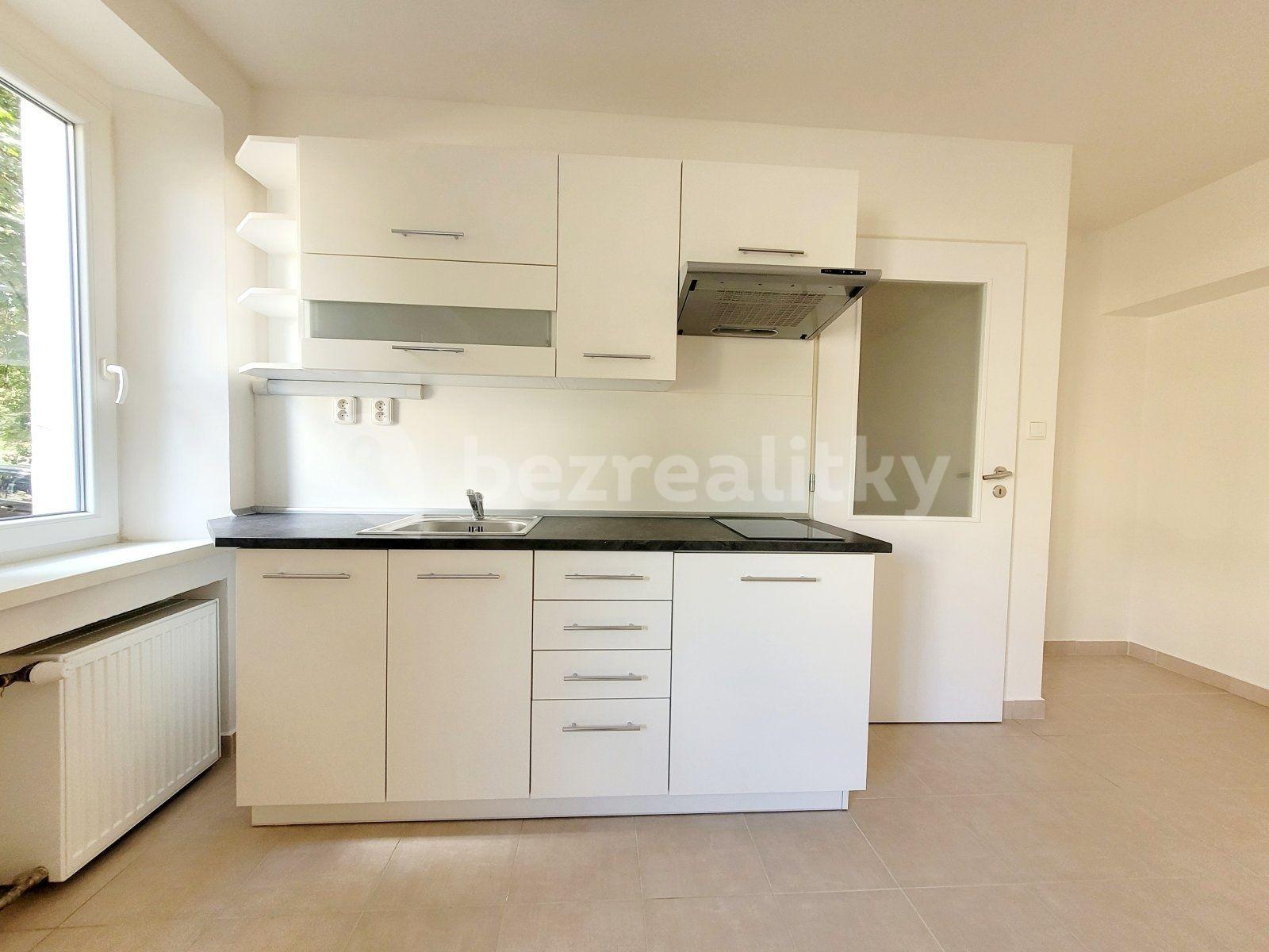 Studio flat to rent, 29 m², Klimšova, Havířov, Moravskoslezský Region