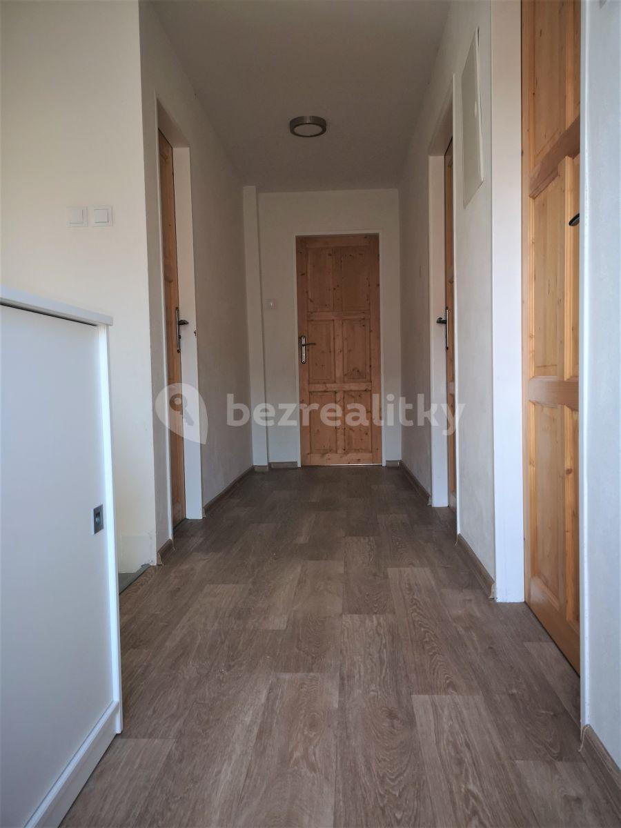 2 bedroom with open-plan kitchen flat to rent, 72 m², Hornických učňů, Příbram, Středočeský Region