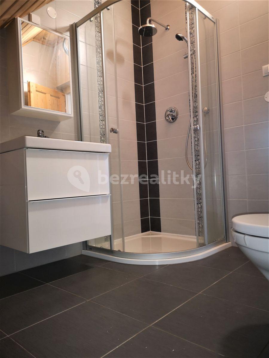 2 bedroom with open-plan kitchen flat to rent, 72 m², Hornických učňů, Příbram, Středočeský Region