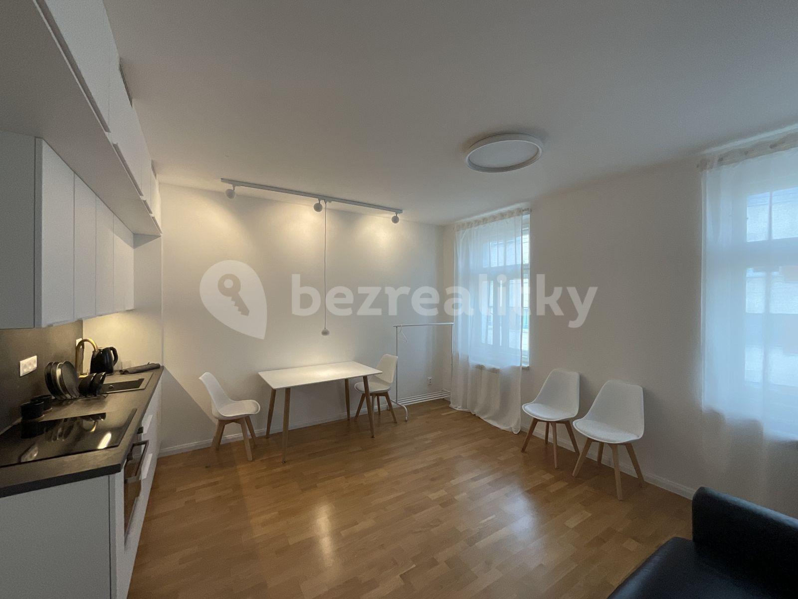 Studio flat to rent, 27 m², Rubešova, Prague, Prague