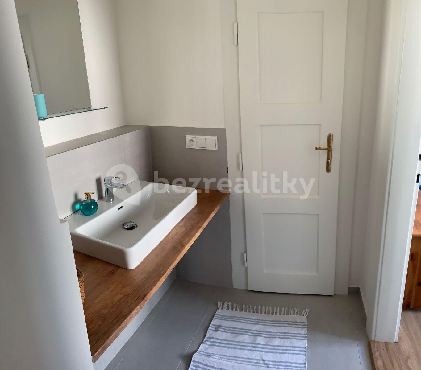 4 bedroom flat to rent, 88 m², Severozápadní Ⅴ, Prague, Prague