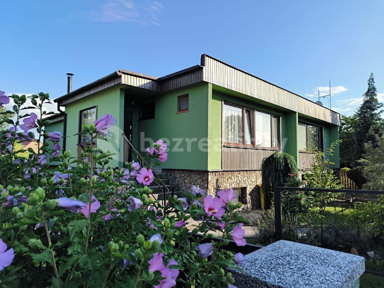 recreational property to rent, 0 m², Řečany nad Labem, Pardubický Region