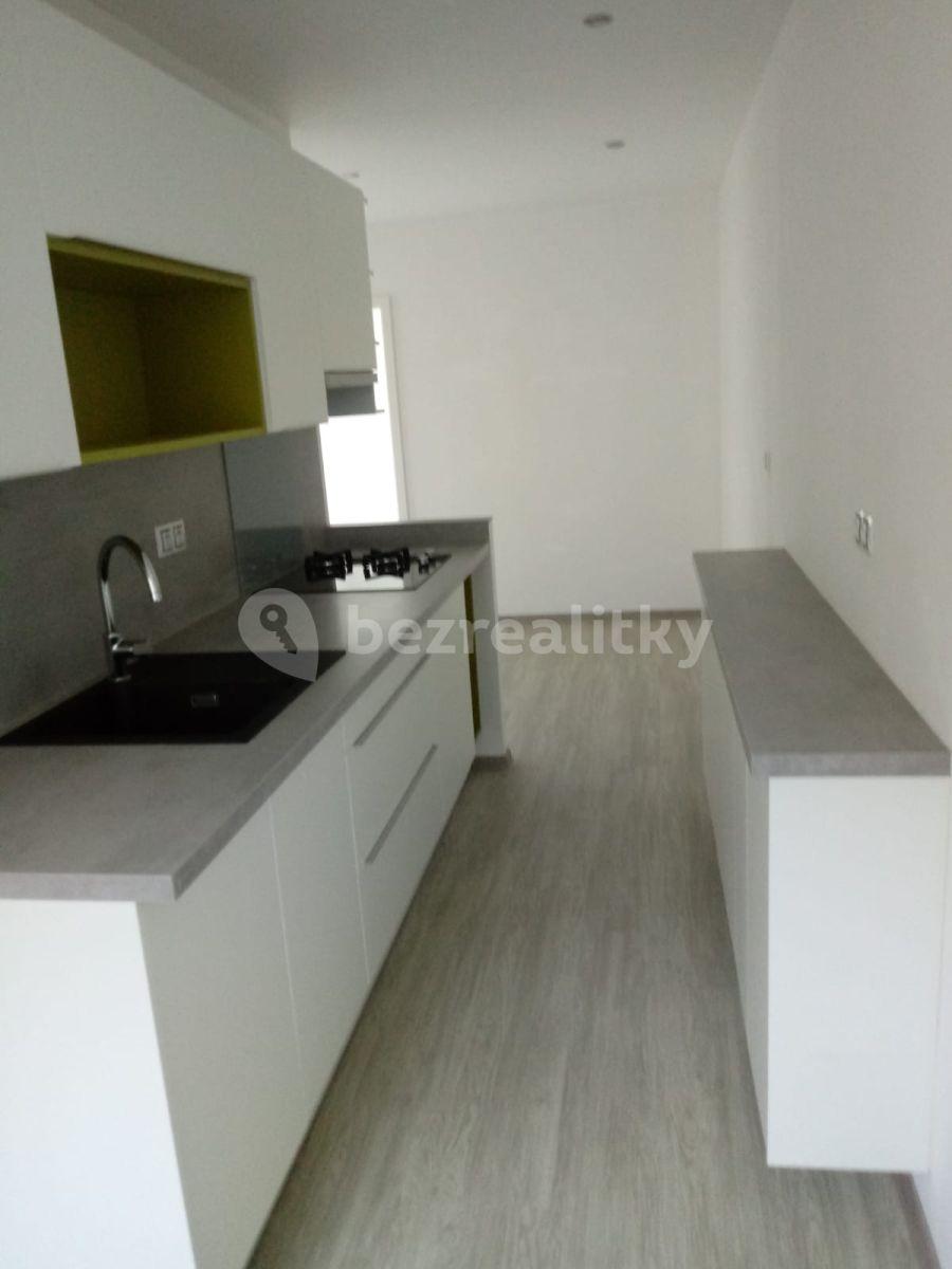 2 bedroom flat to rent, 56 m², Voříškova, Brno, Jihomoravský Region