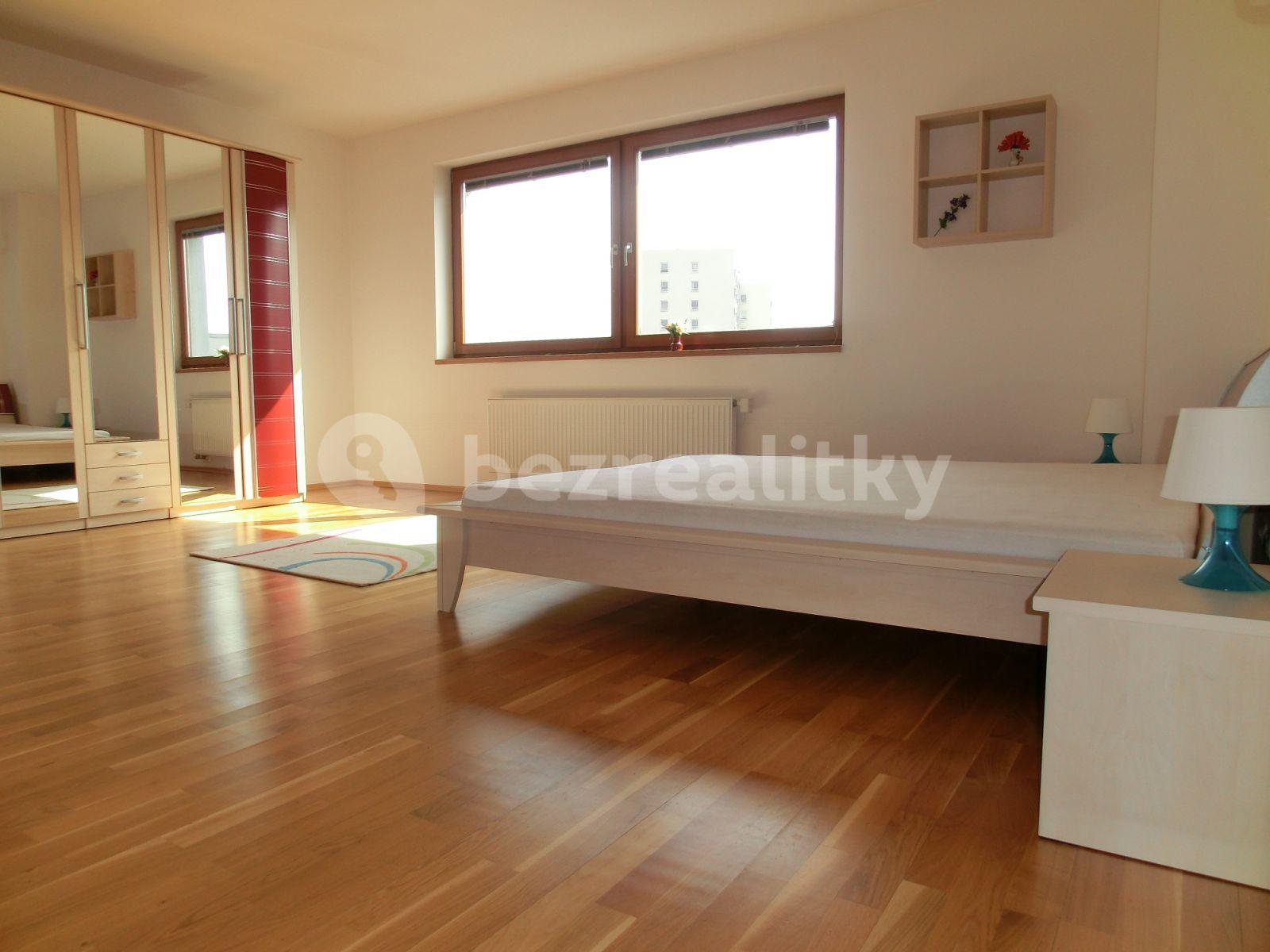 2 bedroom with open-plan kitchen flat to rent, 110 m², Tibetská, Prague, Prague