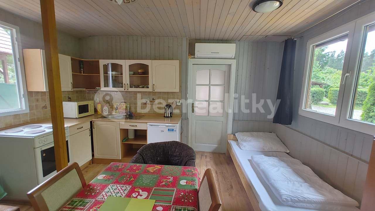 recreational property to rent, 0 m², Seč, Pardubický Region