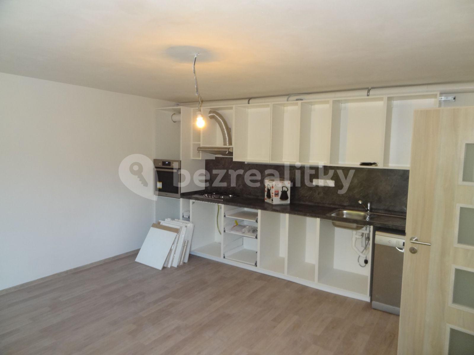 Studio flat to rent, 32 m², Olomoucká, Brno, Jihomoravský Region