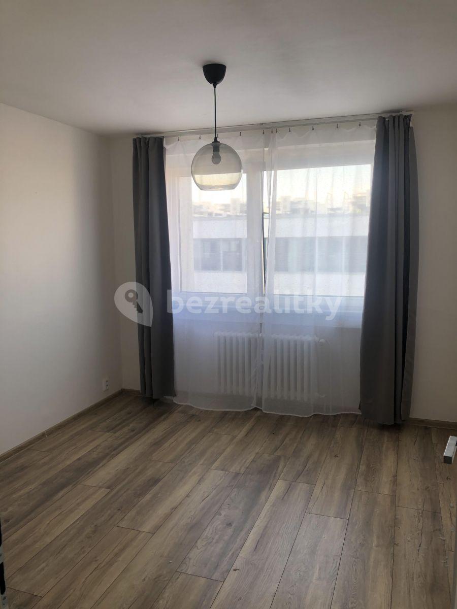 2 bedroom with open-plan kitchen flat to rent, 69 m², Jičínská, Prague, Prague