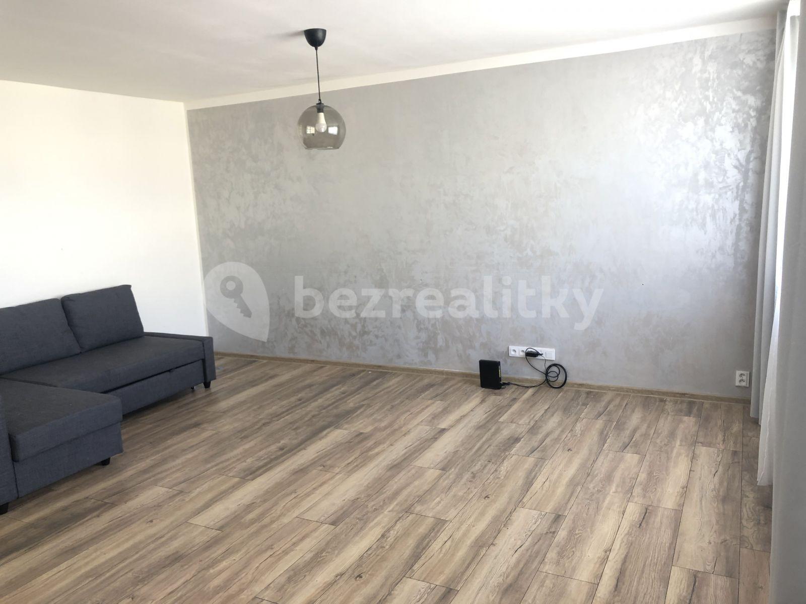 2 bedroom with open-plan kitchen flat to rent, 69 m², Jičínská, Prague, Prague