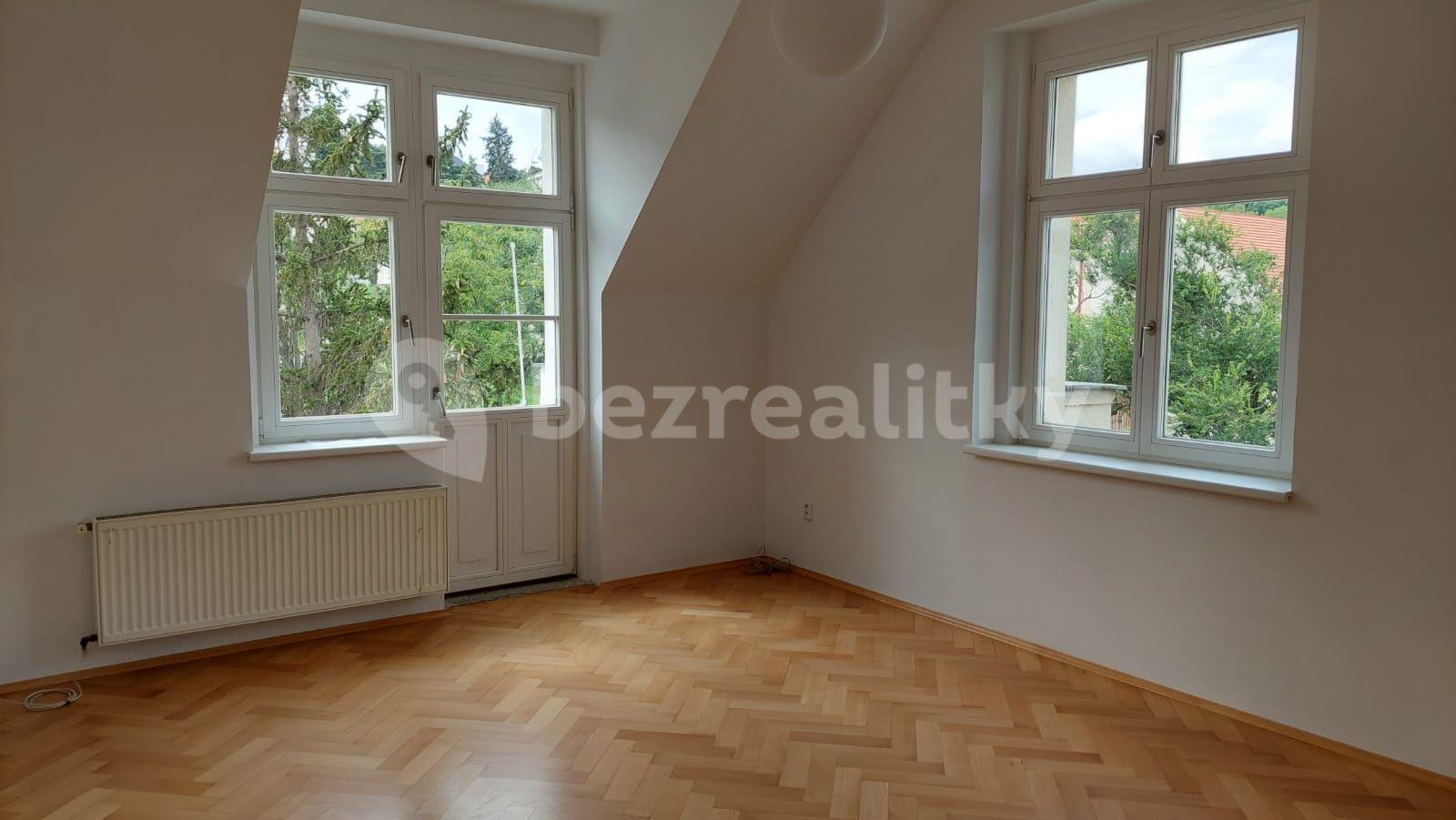 2 bedroom flat to rent, 60 m², Velvarská, Prague, Prague